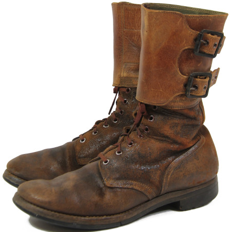 Brodequins à jambières buckle boots pointure 10 C