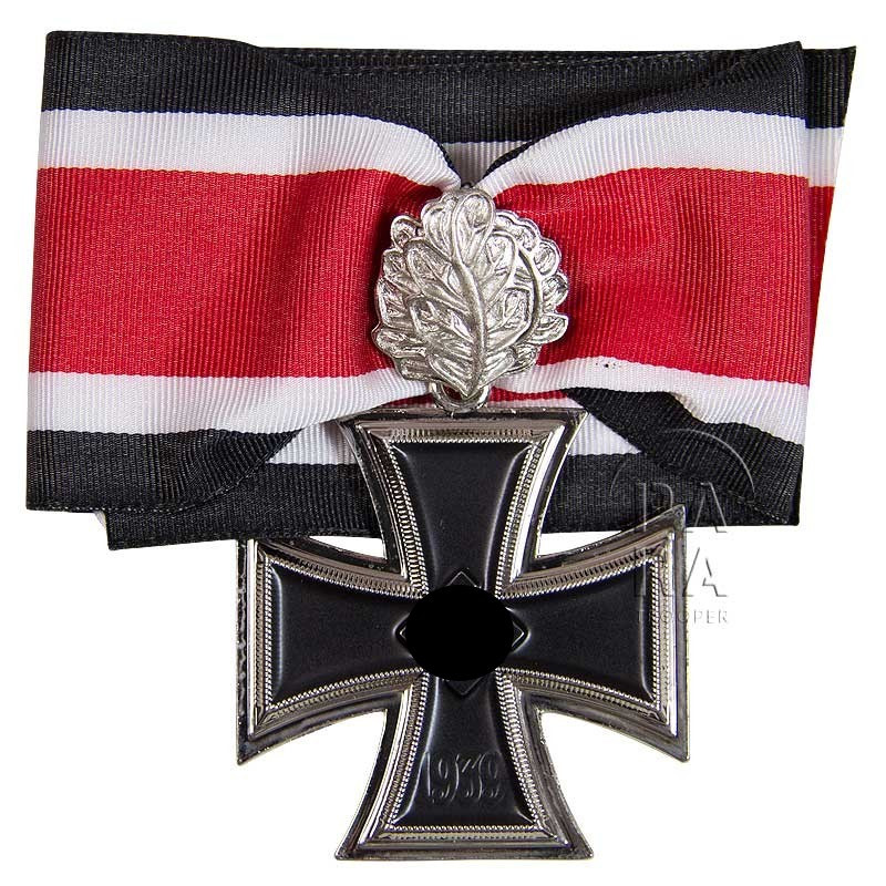 Croix de chevalier avec feuilles de chêne, 1939