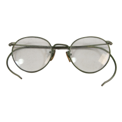 Lunettes de vue, Pvt. Jay Oberholzer, WIA, ETO, 1944