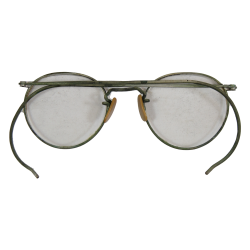 Lunettes de vue, Pvt. Jay Oberholzer, WIA, ETO, 1944