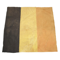 Drapeau belge, 130 x 135 cm