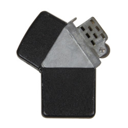 Briquet tempête, THE MANELL COMPANY, Black Crackle Finish, dans sa boîte