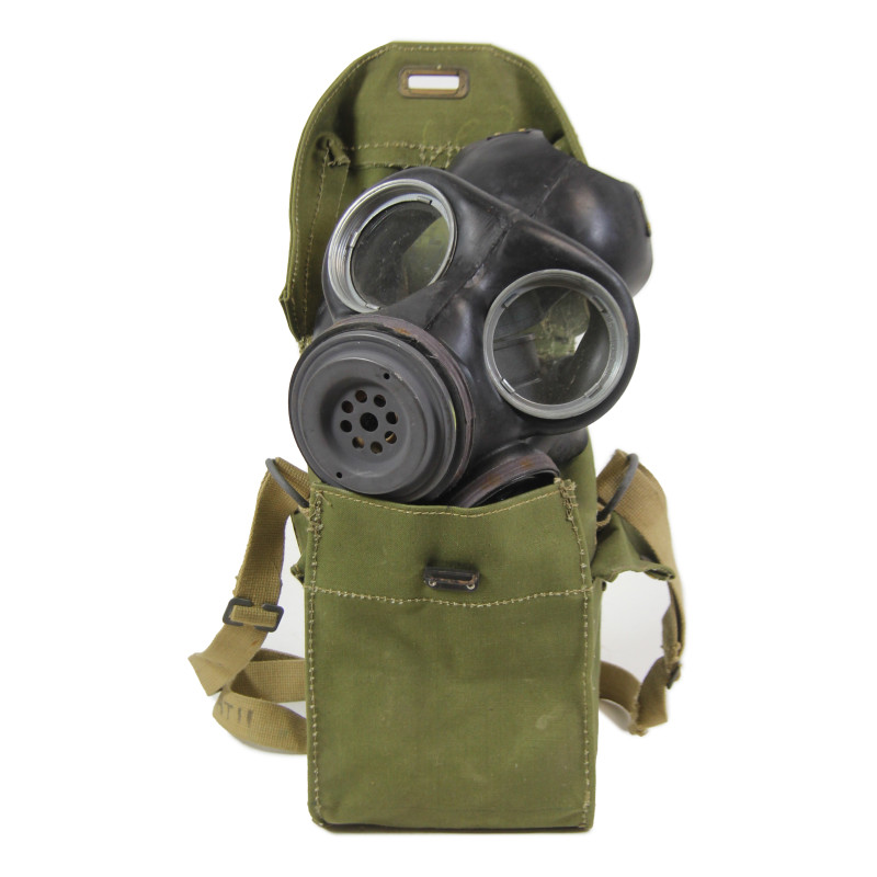 Mask, Gas, British, 1943-1944, Complete