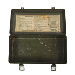 Boîte de premiers secours (First-Aid), 12 Unit, item No. 9777300, 1er type, 1942