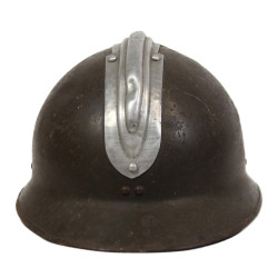 Casque Adrian, Mle 1926, ceinturon de prise et brassard FFI, Paris, 1944