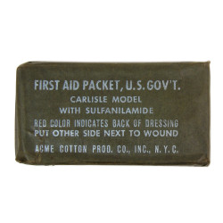 Pansement M-42, First-Aid Packet, Carlisle Model, avec sulfanilamide, dans son étui en carton