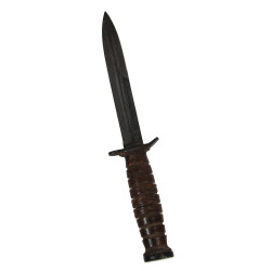 Knife, Trench, USM3, CAMILLUS on Guard, with USM8 Scabbard, 1st Type