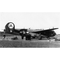 Chest Insignia, 68th Bombardment Squadron, 44th Bombardment Group, 8th Air Force, Leather