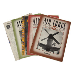 Lot de cinq magazines, AIR FORCE, 1943-1945