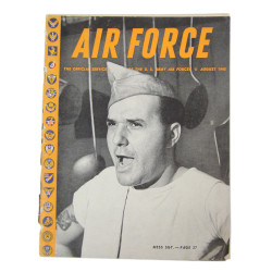 Lot de cinq magazines, AIR FORCE, 1943-1945