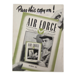 Lot de cinq magazines, AIR FORCE, 1943-1945