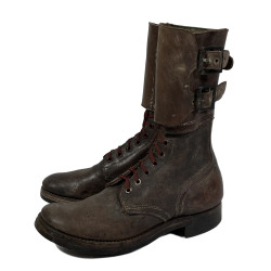 Brodequins à jambières (buckle boots), pointure 8 C, 1944