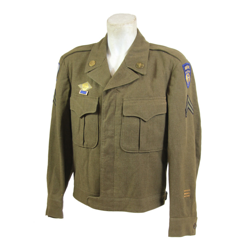 Jacket, Ike, Cpl. James Bates, Jr., 301st TCS, 441st TCG, 9th Air Force, USAAF, ETO