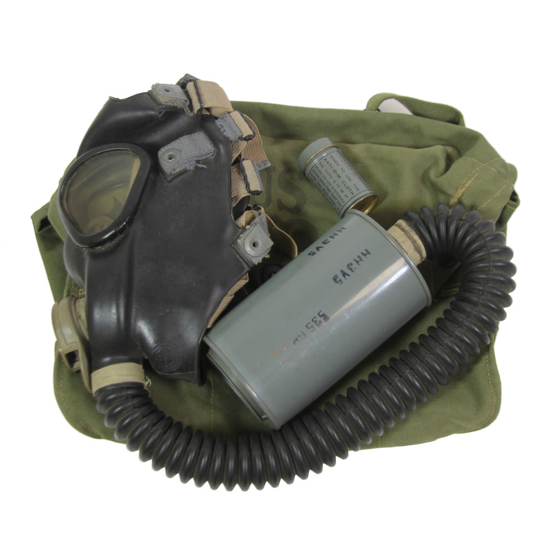 Mask, Gas, Lightweight, OD 7, 1944, Complete