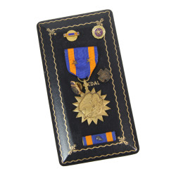 Air Medal, Complete, in Case