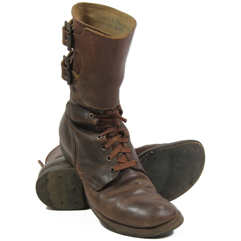 Brodequins à jambières (buckle boots), pointure 10 C, nominatifs