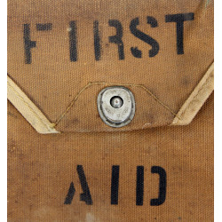 Pochette, First-Aid, DAVIS EMERGENCY EQUIPMENT CO., INC., pleine