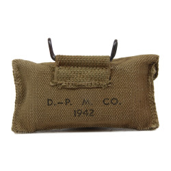 Pochette à pansement M-1924, THE DURA-PRODUCTS MANUFACTURING CO. 1942, avec pansement